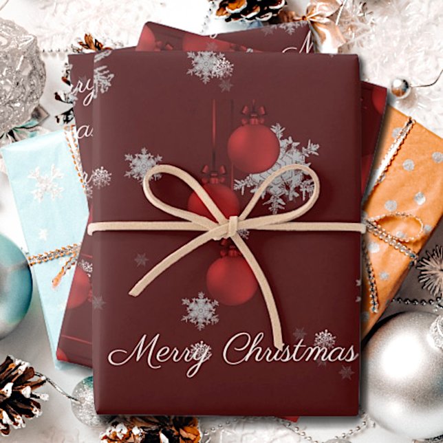 Ornements rouges de Noël enveloppant feuilles de p (Créateur téléchargé)