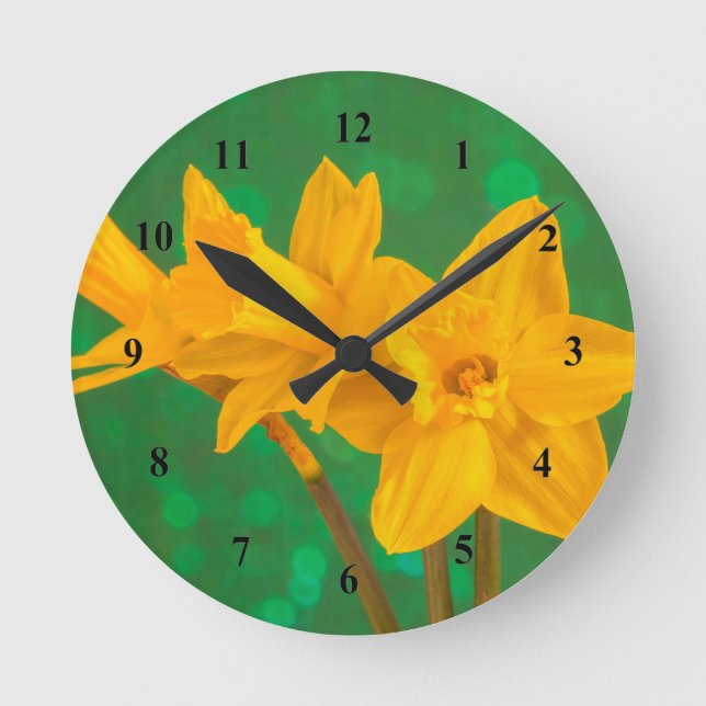 Osterglocken Runde Wanduhr (Vorderseite)
