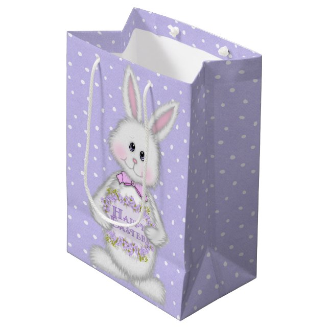 Osterhase auf Polka-Punkten Mittlere Geschenktüte (Vorderseite Schrägansicht)