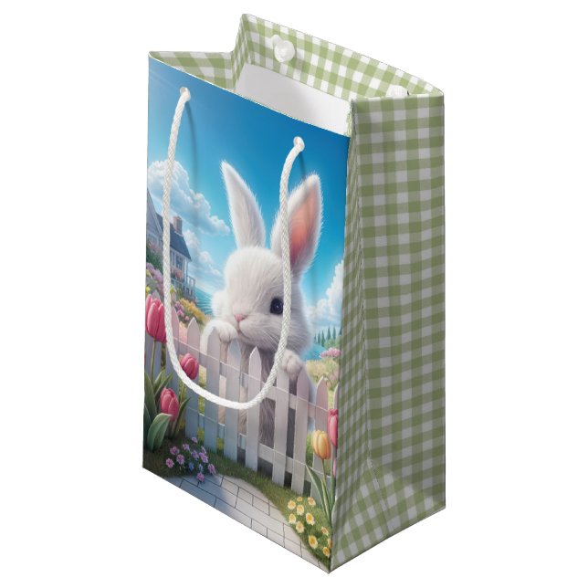 Osterhase im Frühjahrsgarten Kleine Geschenktüte (Vorderseite Schrägansicht)