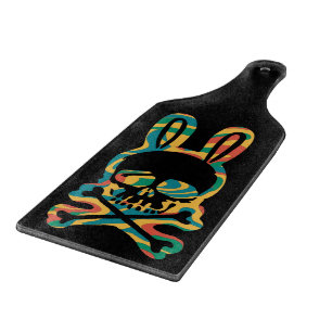 Osterhase Retro Tie Dye Hase Totenkopf Kreuz Knoch Schneidebrett