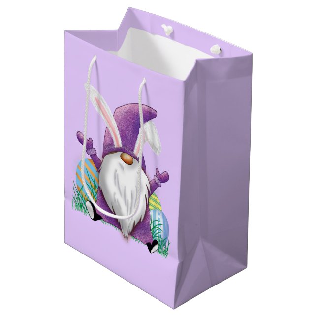 OsterLila Gnome Mittlere Geschenktüte (Vorderseite Schrägansicht)