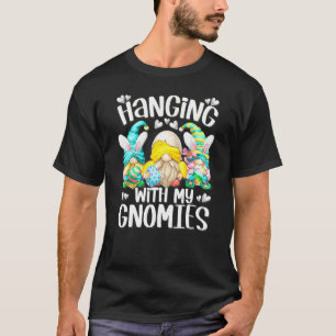 Ostertag und sonnige Nomaden für Frauen, die mit m T-Shirt