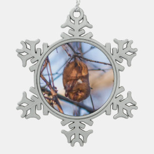Östlicher roter Schläger Schneeflocken Zinn-Ornament