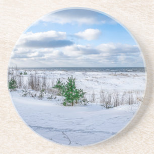 Ostseeküste im Winter schneebedeckt Getränkeuntersetzer
