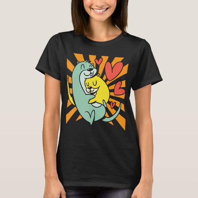 Otter Hugging T-Shirt (Vorderseite)
