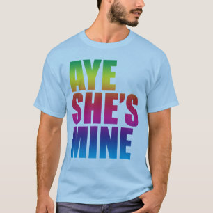 Oui elle est T-shirt drôle de la mine GLBT