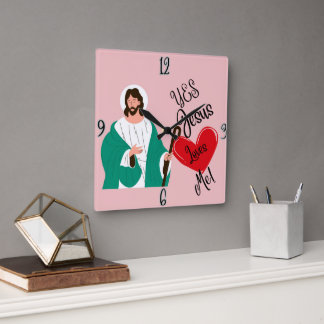 "Oui, Jésus m'aime" Horloge Carrée Rose
