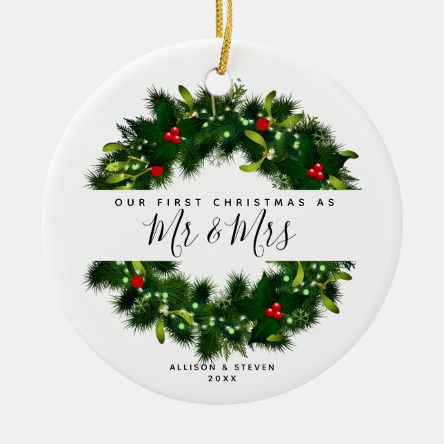 Our First Christmas Mr And Mrs Wedding Monogrammed Keramik Ornament (Vorne)