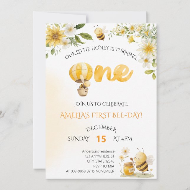 Our Little Honey Bee 1st Bee-Day Floral Birthday Einladung (Vorderseite)