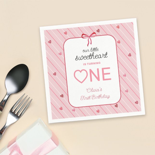 Our Little Sweetheart Is One Hearts Bows Birthday Serviette (Von Creator hochgeladen)