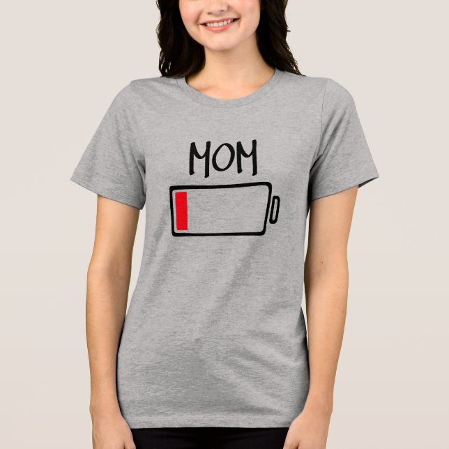 Out of Batteries – Mom Tri-Blend Shirt (Vorderseite)