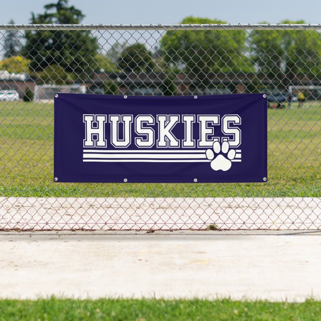 Outdoor-Banner-Huskies Banner (Insitu)