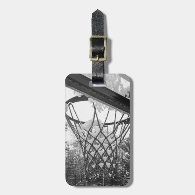 Outdoor Basketball Hoop Winterschnee Foto Gepäckanhänger (Vorderseite vertikal)