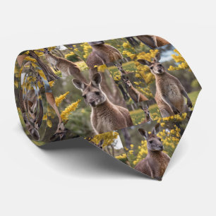 Outdoor Beauty: Kangaroo und Wattle Foto Collage Krawatte
