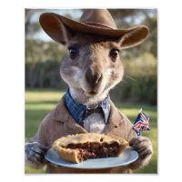 "Outdoor Delight: Ein Känguru isst Aussie Meat Pie