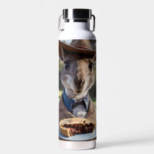 "Outdoor Delight: Ein Känguru isst Aussie Meat Pie Trinkflasche