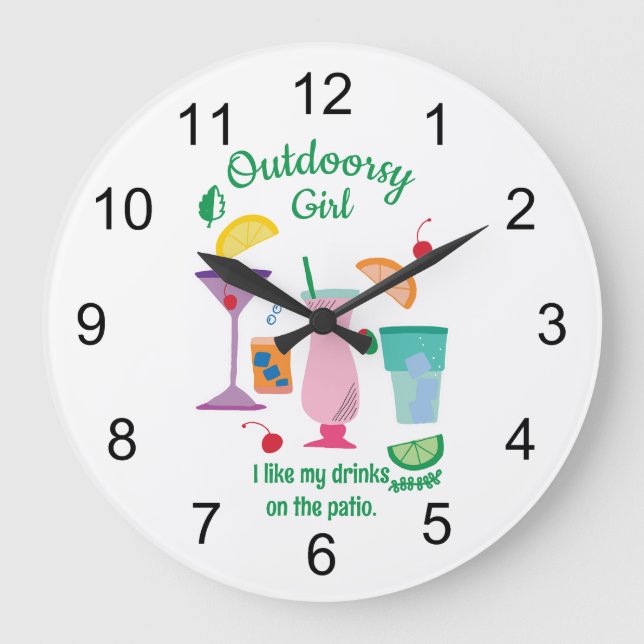 Outdoorsy Girl Camper Glampers Cocktails Große Wanduhr (Vorderseite)