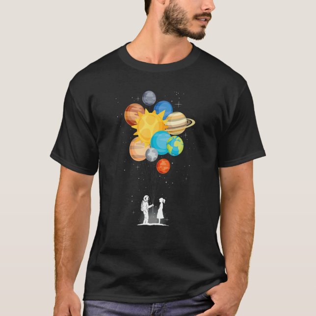Outer space planets love spaceman  balloon spacema T-Shirt (Vorderseite)