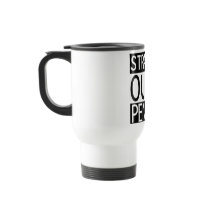 Outta droit crayonne la tasse de banlieusard