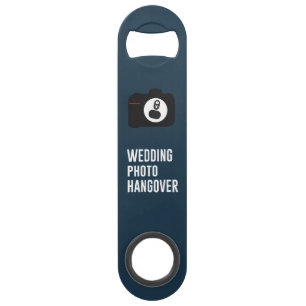 Ouverture de la bouteille Mariage pour accrochage