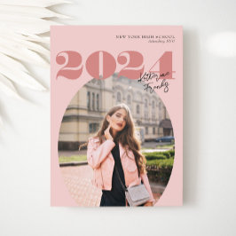 Oval Bold Modern Class of 2024 Foto Abschluss Einladung