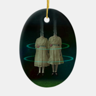 Ovale En Céramique Ornement crépusculaire de soeurs