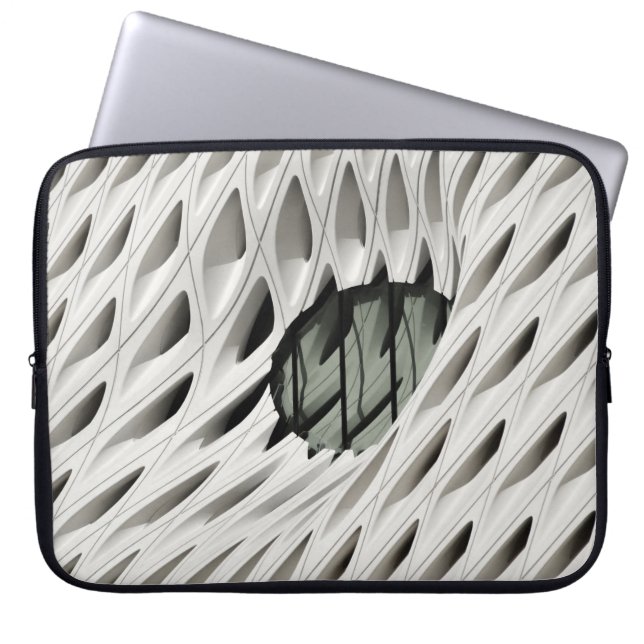 Ovale schwarze Farbglasplatte auf weißer Oberfläch Laptopschutzhülle (Vorderseite)