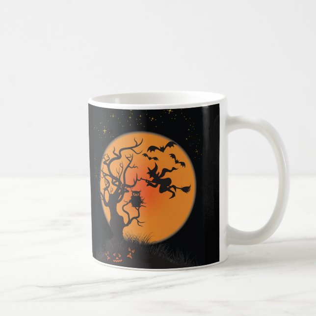 Owl hat zu Halloween-Tasse Hexenfliegen. Kaffeetasse (Rechts)