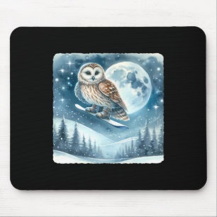 Owl Snowboarden über Moonlit Snowy Landschaft. Sno Mousepad