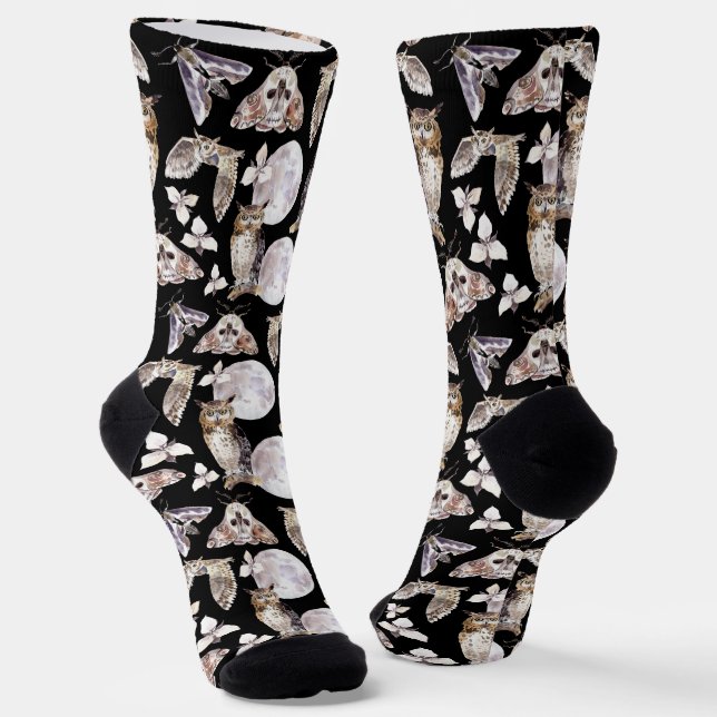 Owls Moths Full Moon On Black Socken (Gewinkelt)