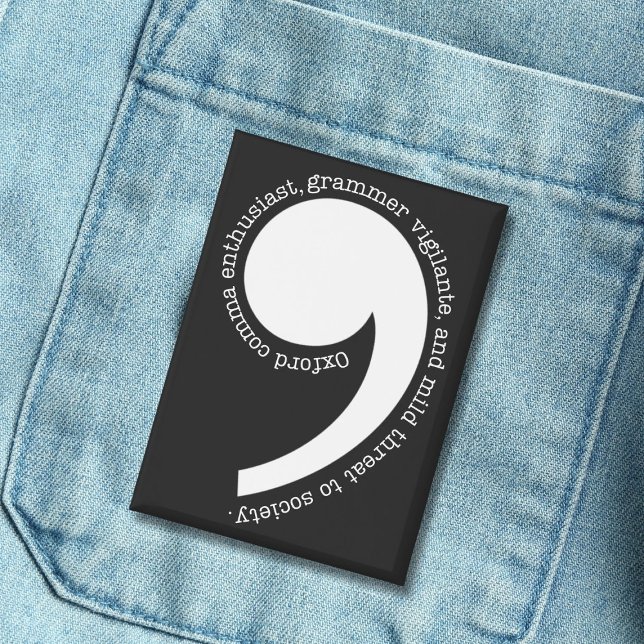 Oxford Comma Enthusiast Button (Von Creator hochgeladen)