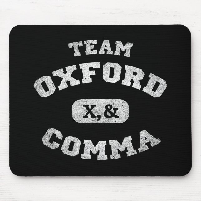 Oxford Comma Team 819 Mousepad (Vorne)