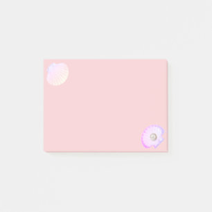 Oyster-Muschel mit Perle auf hellkorallenrosa Post-it Klebezettel