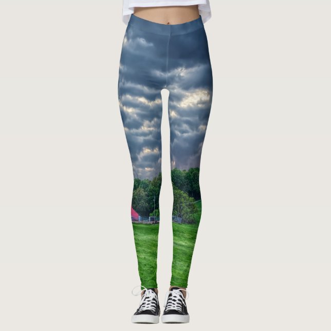 Ozarks Cloudy Farm Sunset Leggings (Vorderseite)