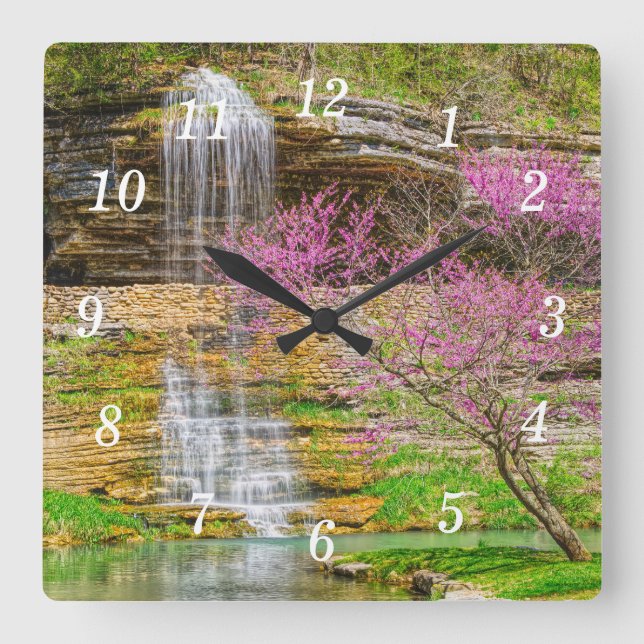 Ozarks Wasserfall Frühlingsblauer Wanduhr (Vorderseite)