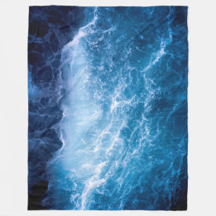 Ozean - Dunkle blaue Waves Fleecedecke