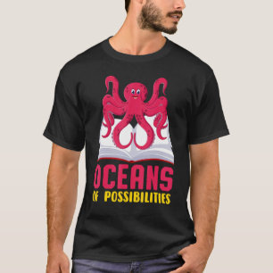 Ozeane mit möglichen Oktopus Sommerlesen 202 T-Shirt