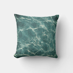 Ozeannähe: Das Mesmerisieren von Aqua Design Kissen