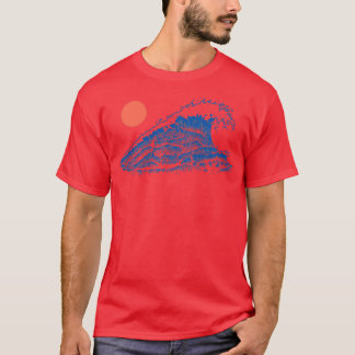 Ozeanwelle unter einer roten Sonne Traditioneller  T-Shirt
