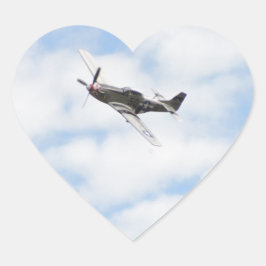 P51 Mustang im Flug Herz-Aufkleber