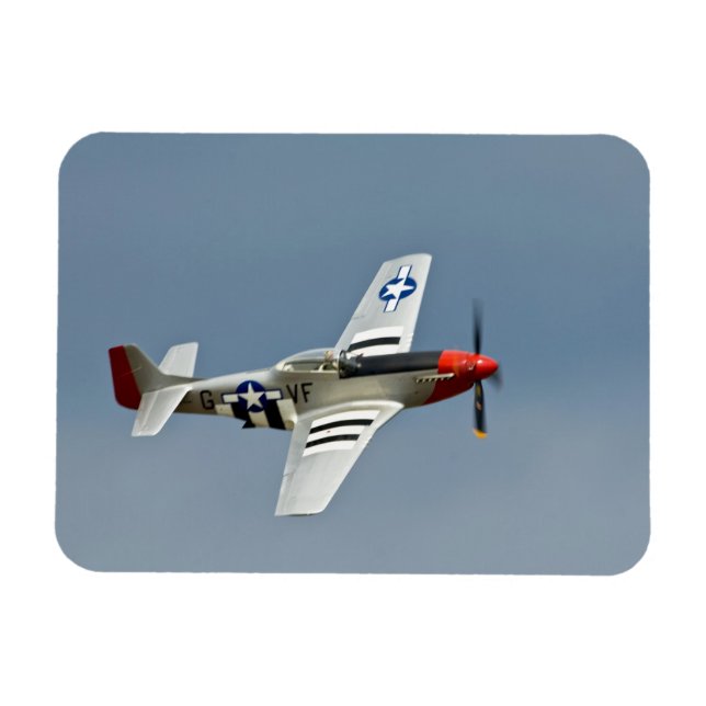 P-51D Mustang Fighter mit D-Day-Markierungen Magnet (Horizontal)