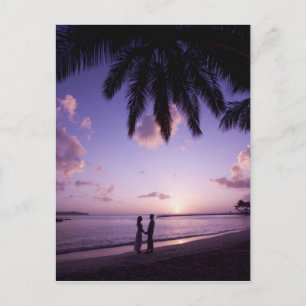 Paar am Strand, Windjammer Landing, St. Lucia Postkarte