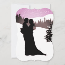 Paar auf einer schneebedeckten Winterhochzeit