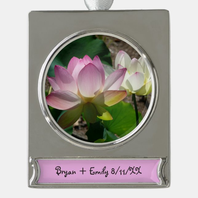 Paar der Lotus-Blume I Banner-Ornament Silber (Vorderseite)