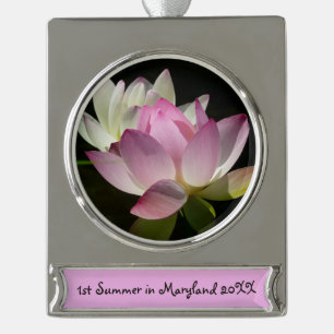 Paar der Lotus-Blume II Banner-Ornament Silber