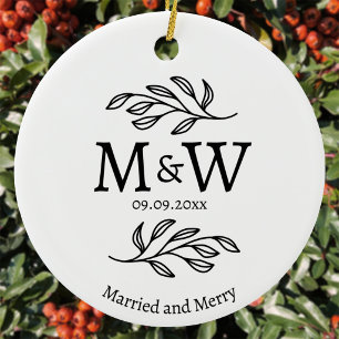 Paar-Monogramm-Hochzeit-Verheiratet und Fröhlich Keramik Ornament
