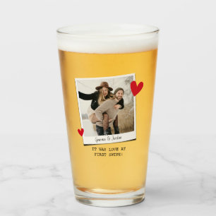 Paare Liebe bei First Swipe Tinder Glas