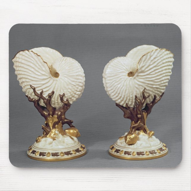 Paare Worcester-Vasen geformt als Nautilus Mousepad (Vorne)