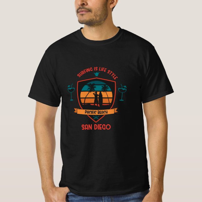 Pacific Beach Surfen San Diego Surfer T-Shirt (Vorderseite)